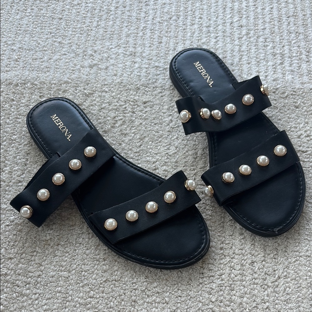 Merona Black Studded Slide Sandals